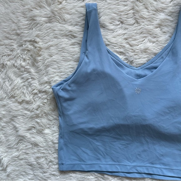 Athleta Sports Bra Transcend V-Neck Crop Bra Athletic Light Blue L - Picture 5 of 9
